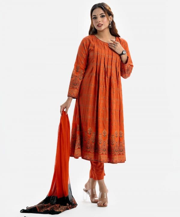 Women's ethnic printed A-line Salwar Kameez in viscose fabric. Round neck, full sleeves and box pleated at the front of kameez. Chiffon dupatta with culotte palazzo pants.