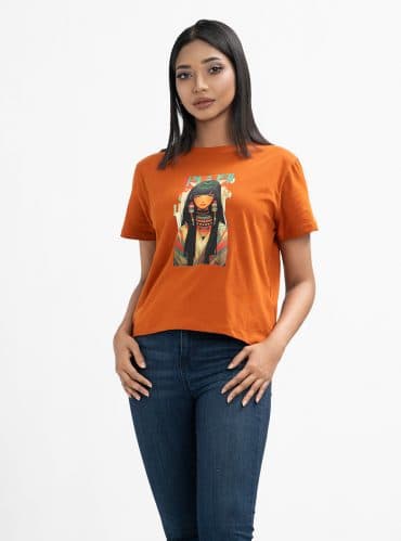 Ladies' t-shirt in cotton single jersey fabric. Round neck, short sleeves and print at the front.