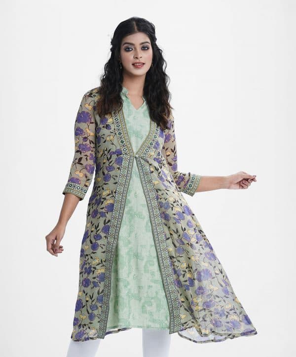 Floral printed three-quarter sleeved shrug style tunic in georgette fabric. Single button fastening and karchupi with patch at front of shrug with viscose fabric tunic.
